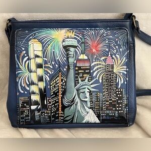 ANUSHKA  STATUE OF LIBERTY LADY LIBERTY NEW YORK LEATHER CROSSBODY ORGANIZER